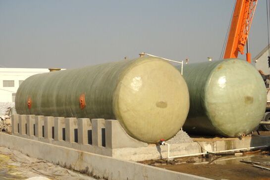 北京玻璃鋼臥式儲罐施工現場